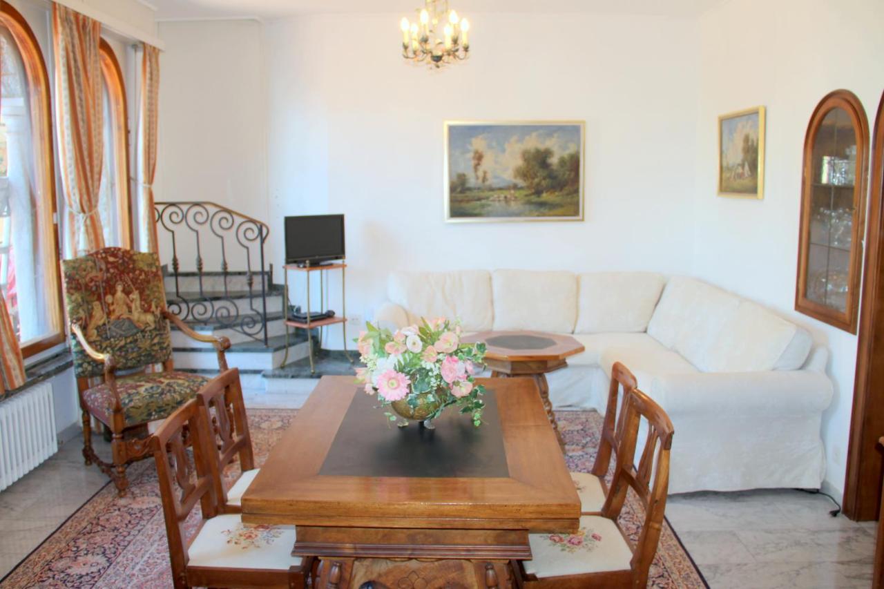 Barony Le Pergole Holiday Apartments ลูกาโน ภายนอก รูปภาพ