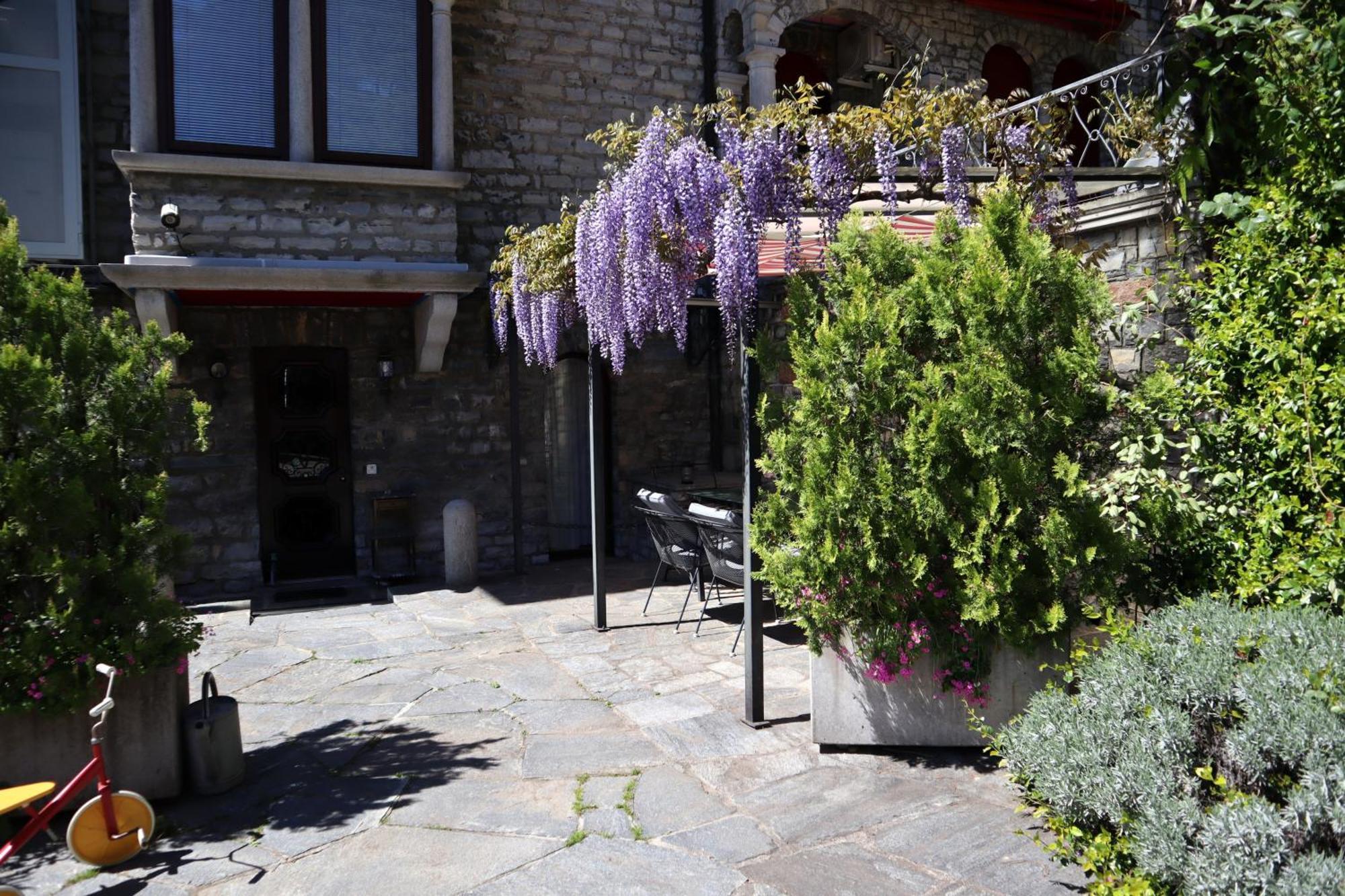 Barony Le Pergole Holiday Apartments ลูกาโน ภายนอก รูปภาพ