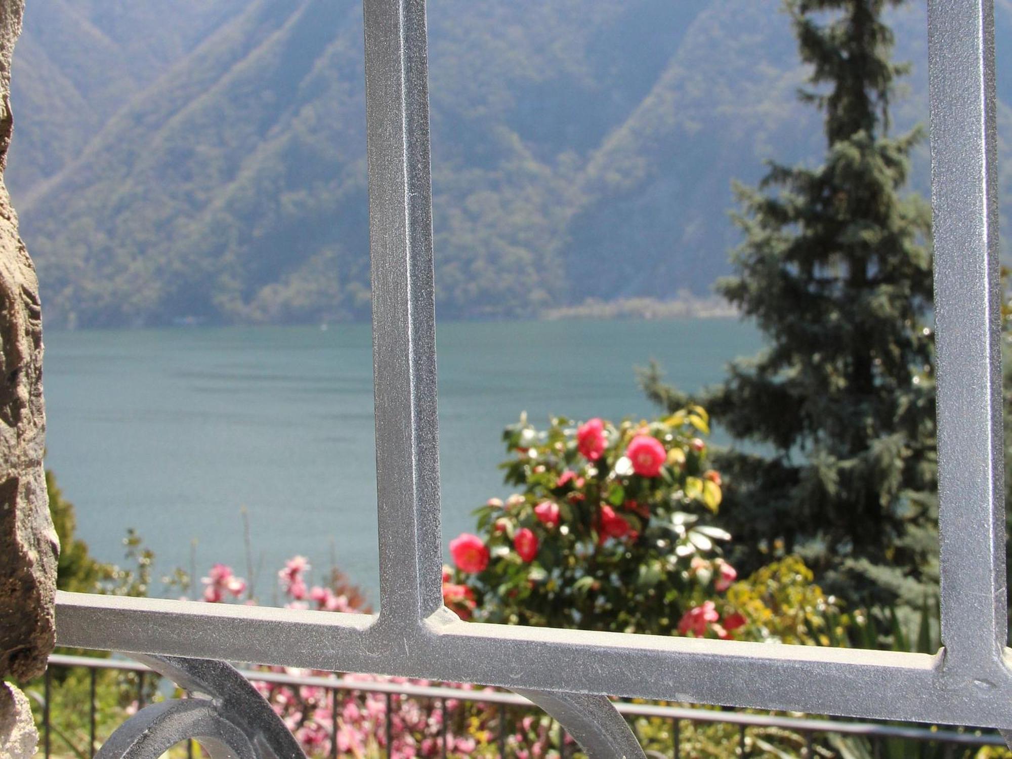 Barony Le Pergole Holiday Apartments ลูกาโน ภายนอก รูปภาพ